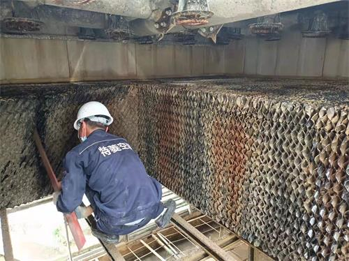 冷卻塔怎樣清掃脫落的垢渣