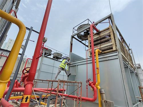 方形冷卻塔的組成與安裝(225噸方形冷卻塔安裝步驟)
