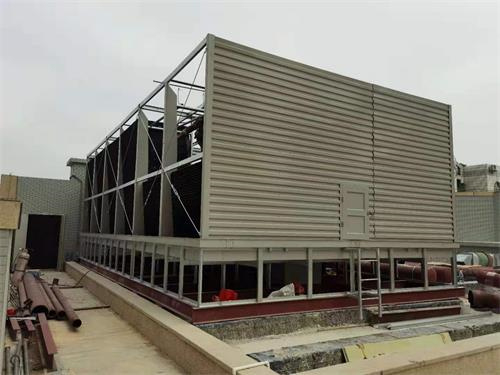 方形冷卻塔的組成與安裝(225噸方形冷卻塔安裝步驟)