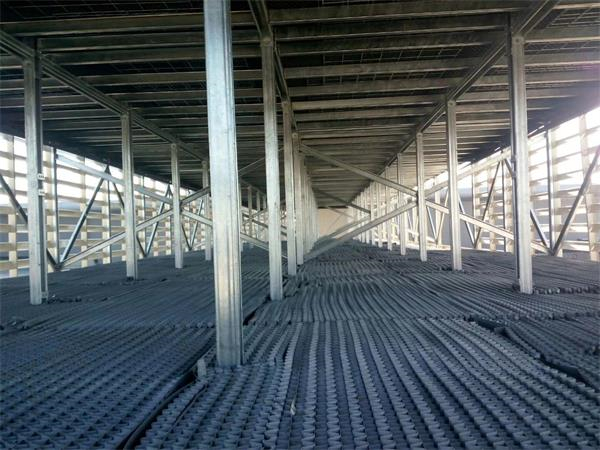 閉式冷卻塔的技術(shù)特點